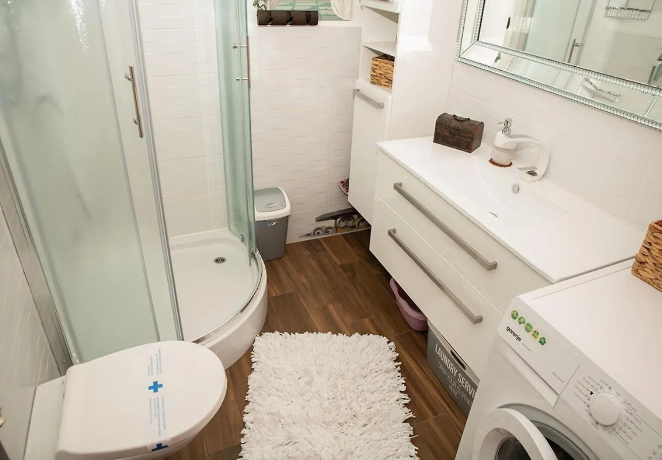Apartment Mira Supetarska Draga 0*,