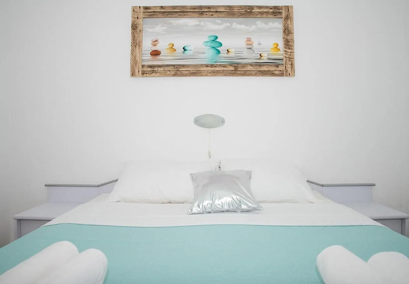Apartment Mira Supetarska Draga Croatia