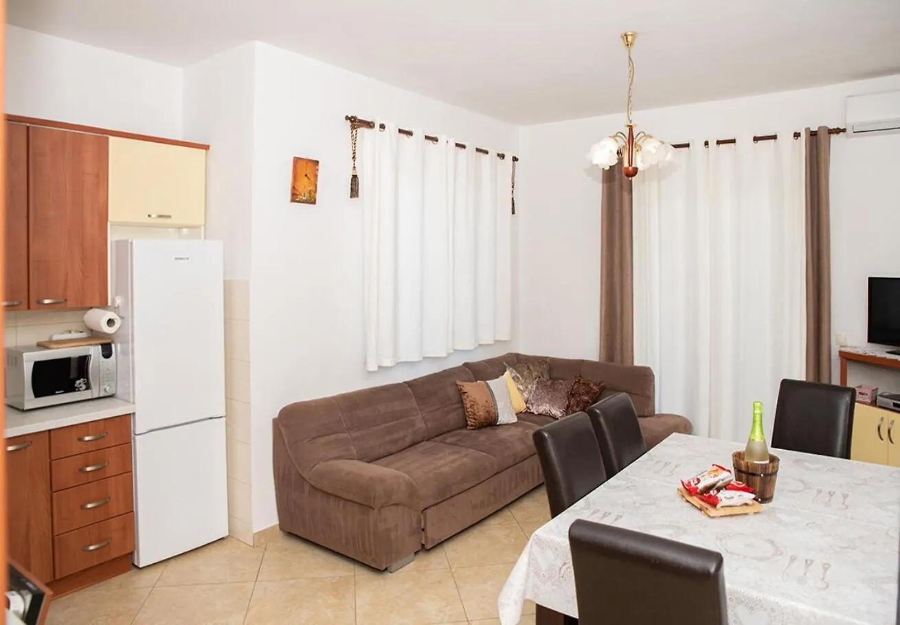 Apartment Mira Supetarska Draga