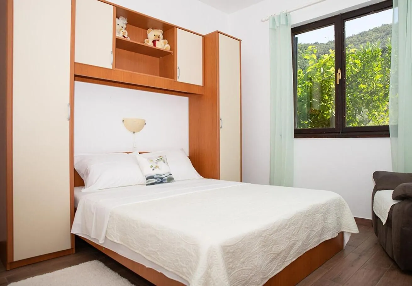 Apartment Mira Supetarska Draga