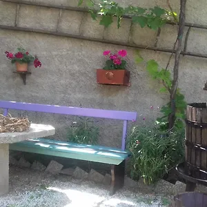 Familija Tariba Vendégház